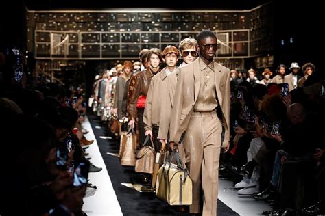 lvmh acquisizione fendi|lvmh fendi.